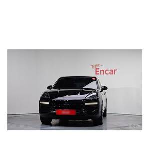 Para Porsche Cayenne 4.0 Turbo Modelo Septiembre 2023 con 23,940 km, Volante a la Izquierda, Asientos de Cuero, Cámara Trasera - Product Image 3