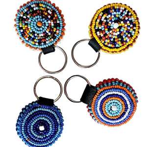 Llavero de Mosquetón Plateado Ecológico Estilo Anime con Cuentas de Colores, Hecho a Mano, Venta de Llaveros Artesanales ZF Global Export - Product Image 2