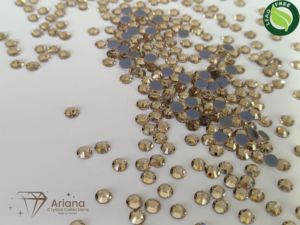 Ariana Premium Hotfix Rhinestones de cristal de vidrio con reverso plano, efecto seda ligera, color rosa vintage melocotón claro, termoadhesivos para joyería y prendas de vestir - Product Image 2