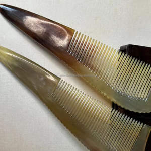 Peigne en corne naturelle artisanal pour coiffer les cheveux, fabriqué à partir de vraie corne de buffle - Product Image 5