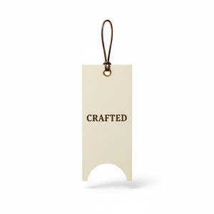 Élégantes étiquettes suspendues en carton noir double épaisseur avec lettrage en encre blanche sophistiquée et boucles en ruban de soie noir luxueux - Product Image 2