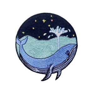 Parche Circular Bordado de Ballena con Diseño de Cielo Nocturno Estrellado, Aplique de Tela Cosido a Mano para Regalos - Product Image 1