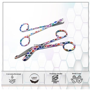 กรรไกรตัดผ้าพันแผลพยาบาล 5.5 นิ้ว กรรไกรเย็บแผล 4.5 นิ้ว ชุด 2 ชิ้น ทำจากสแตนเลสสตีล ใช้งานด้วยมือ ได้รับการรับรองมาตรฐาน CE พร้อมกาวในตัว - Product Image 5