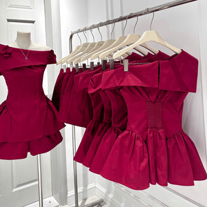 Vestidos Mini Casuales de Alta Gama Personalizados, Tejidos, con Hombros Descubiertos, Cintura Ajustada, Color Sólido, Estilo Elegante y Lujoso para Mujer - Product Image 3