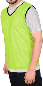 Training Bibs Mesh Sports Vests for Football Soccer and Team Practice - Product Image 3
