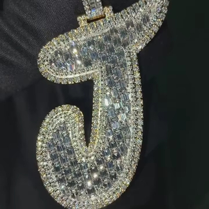 จี้รูปตัวอักษร J เงินแท้ 925 ประดับเพชรโมอิสซาไนต์ สไตล์ฮิปฮอป สำหรับผู้ชายและผู้หญิง เครื่องประดับหรูหรา - Product Image 1