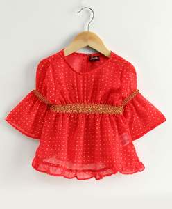 Conjunto de Ropa para Niñas, Top Peplum Rojo con Puntos y Pantalones Dhoti Amarillos, Estilo Étnico, Festivo, Tradicional, para Fiestas - Product Image 2