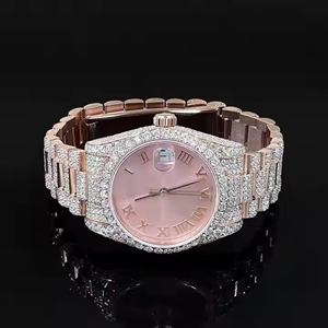 Montre de Luxe de Qualité Supérieure avec Cadran Rose, Chiffres Romains, Diamants Moissanite Entièrement Sertis, en Acier Inoxydable, Style Affaires Antique, Verre Charmant - Product Image 1