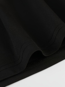 Ensemble sweat à capuche et short unisexe épais pour l'hiver, personnalisable avec broderie, en molleton de coton premium, tenue streetwear urbaine - Product Image 4