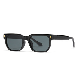 Hot Selling <b>Sunglasses</b> 2024 New Style <b>Square</b> <b>Sunglasses</b> Designer Custom Retro Fashion Shades <b>Square</b> UV400 Sun Glasses PC - Product Image 3