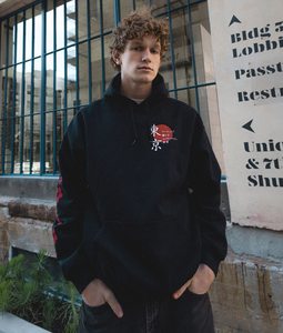 Sweat-shirt graphique surdimensionné personnalisé Geisha Samurai, conçu pour le confort, le style et une image de marque haut de gamme. Disponible avec étiquette privée OEM ODM. - Product Image 4