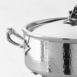 Calentador de Comida Redondo de Acero Inoxidable con Acabado Martillado Plateado de Lujo y Tapa con Motivo de Frutas para Bodas y Catering en el Medio Oriente - Product Image 5