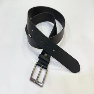 Cinturón de Cuero PU Premium para Hombre con Hebilla Clásica, Correa Ajustable, Cinturón de Moda Duradero para Uso Casual y Formal - Product Image 3