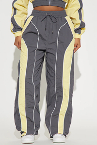 Nouvelle arrivée : veste coupe-vent imperméable personnalisée pour femme, avec surpiqûres contrastées, pantalon coupe-vent, ensemble en nylon pour femme - Product Image 5