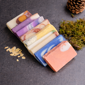 Jabón Artesanal Puro |   ACEITES ESPECIALES ORGÁNICOS |   AMIGUERO CON LA PIEL |   Jabón Natural |   Jabón Artesanal |   Jabón Ecológico |    Sra. ALINA - Product Image 6