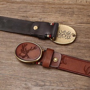 Nuevo Cinturón de Cuero Vacuno para Hombre con Hebilla Lisa Grabada con Láser Estilo Vintage y Hebilla de Cobre - Product Image 6