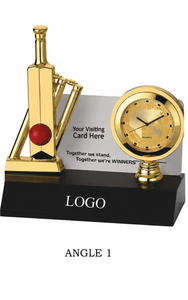 Trophée de cricket plaqué or avec horloge et porte-cartes, modèle 161, sur base en bois noir - Product Image 4