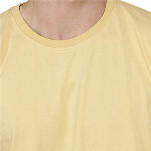 บริการ OEM ชุดเสื้อยืดและกางเกงขาสั้นผ้าแคนวาสระบายอากาศสำหรับฤดูร้อนสำหรับผู้ชาย ผ้าฝ้าย 100% - Product Image 6