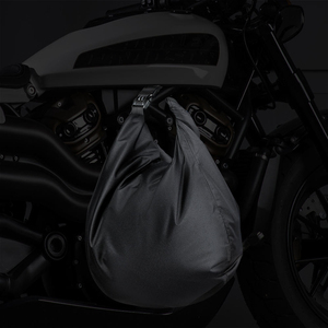 Sac de transport pour casque avec panneaux en maille, doublure intérieure protectrice, poignée ergonomique, coutures de haute qualité, forme compacte, à vendre - Product Image 4