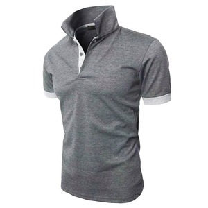 Polo en maille à manches courtes gris pour homme avec col contrastant et boutons sur le devant, haut décontracté uni en jersey, personnalisable OEM - Product Image 1