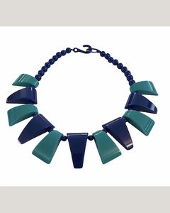 Nouvel article ici : collier en résine artisanal pour femmes - vente en gros - Product Image 1