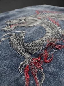 Ensemble de survêtement pour homme avec sweat à capuche graphique bleu délavé, en coton épais, style streetwear, vêtements personnalisés à marque privée - Product Image 6