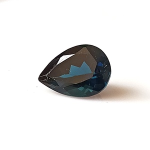 พลอยแซฟไฟร์อินเตอร์เนชั่นแนล อินดิโคไลท์บลู ธรรมชาติ 1.95 กะรัต ทัวร์มาลีนจากแซมเบีย เจียระไนทรงลูกแพร์ พลอยคุณภาพพรีเมียม - Product Image 2
