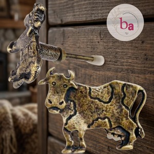 Ba <b>Rustic</b> Cast Iron Cow Shape Eco-Friendly Multi-Function Cabinet Handle Knob for Kitchen Furniture Decor - Product Image 1