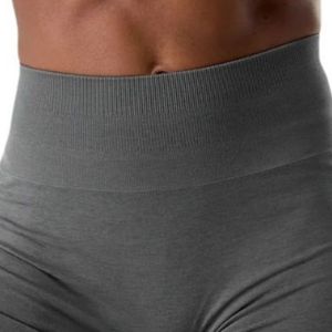 Shorts de sport gris anthracite taille haute pour femme – Doux, extensibles, sans coutures, pour entraînement, fitness et yoga – Performance optimale - Product Image 5
