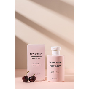 [In Your Heart] Lait Corporel à la Fleur de Cerisier 500ml Parfum Longue Durée Hydratant pour Peaux Sèches Soin Corporel Doux K Beauty - Product Image 2