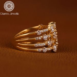 Bague Romantique Charm_Jewells pour Femme, Plaqué Or 18K, Moissanite en Grappe, Coupe Ronde Brillante, Motif Floral, Sertissage à Griffes - Product Image 5