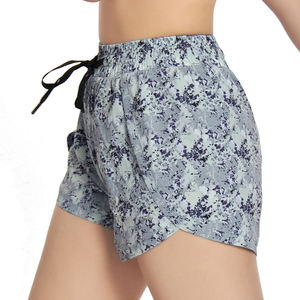 Shorts Deportivos 2 en 1 Velocity para Mujer, Panel Superior Sublimado, Rendimiento Activo, Gimnasio, Levantamiento de Pesas - Product Image 5