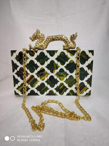 Peinture en résine carrée magnifiquement conçue |   Pochette de soirée pour femme, modèle artisanal, incrustée de perles, peinte à la main, cadeau de mariage - Product Image 3