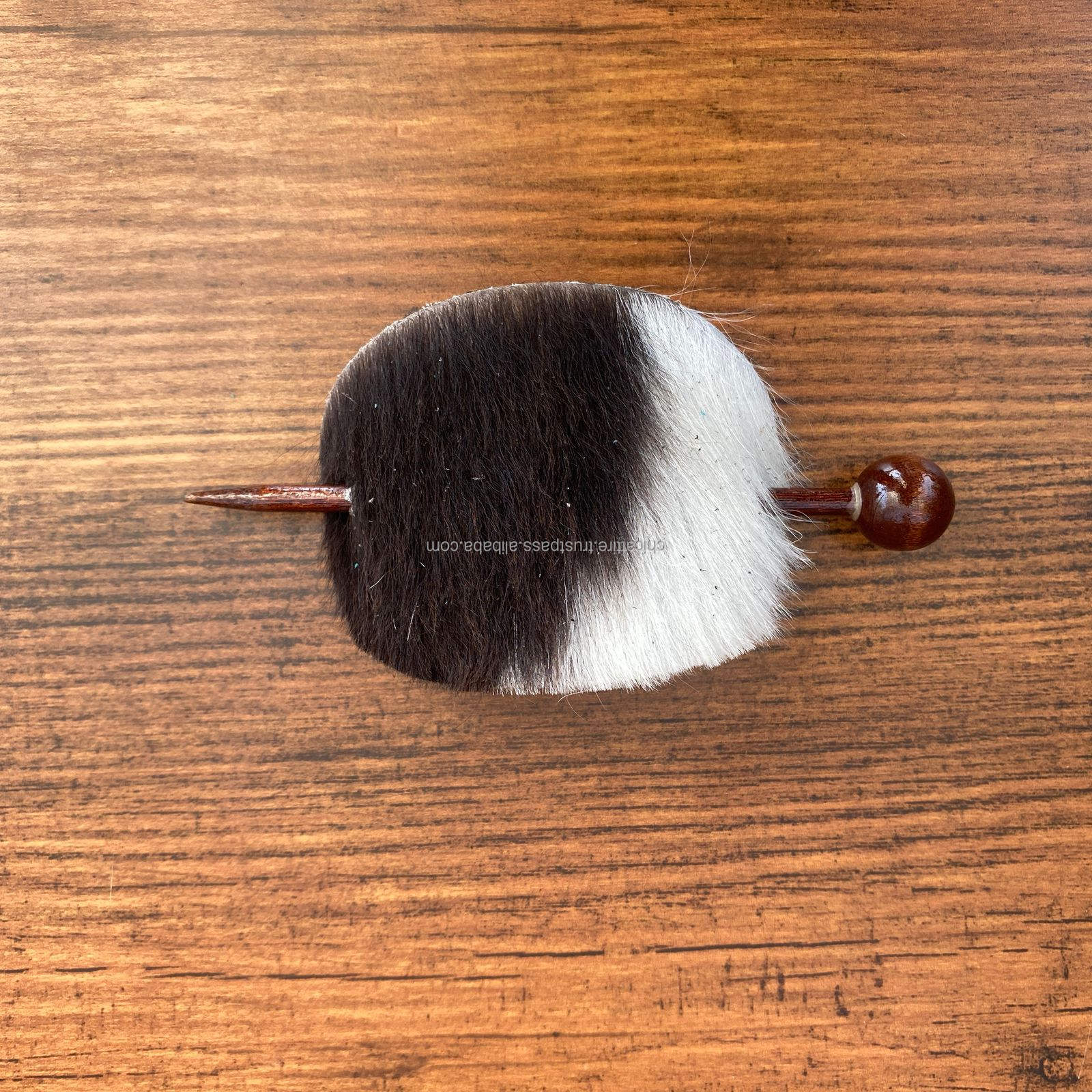 สีน้ำตาล