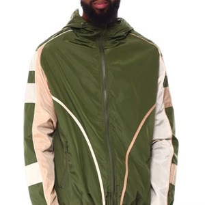 Ensemble de survêtement pour homme, couleur verte, blocs de couleurs, capuche, fermeture éclair, manches longues, polyester léger, style sportif avec poches latérales - Product Image 5