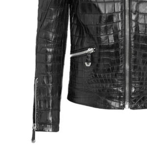 Nueva Chaqueta de Cuero Repujado Unisex de Alta Calidad, Cuello Alto, Logotipo Frontal, Antibacteriana, Resistente al Viento y Transpirable, en Tendencia y Superventas - Product Image 4