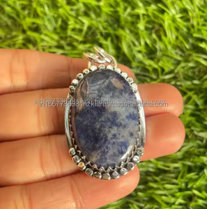 Colgante de Plata de Ley 925 sólida, piedra preciosa de sodalita, joyería de piedras preciosas de plata hecha a mano, colgante de plata de sodalita para collares y mujeres - Product Image 1