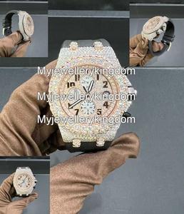 Reloj VVS Moissanite con Caja Redonda en Oro Rosa de Dos Tonos, Resistencia al Agua de 10 Bares y Correa de Acero Inoxidable - Product Image 5