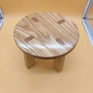 Taburete Decorativo Minimalista Hecho a Mano de Madera de Fresno |   Taburetes de Madera Ecológicos al por Mayor en India - Product Image 1