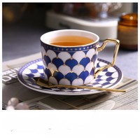 Ensemble de tasse à café et soucoupe en céramique de luxe britannique de 200ml avec bord et poignée en or résistant à la chaleur durable