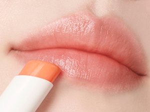 Bálsamo Labial TROISTOUCH HEART GLACE 02 HONEY BUNNY |   3.1G |   Hidratación y Brillo Nutritivo |   Manteca de Karité, Manteca de Semillas de Palma |   K-beauty - Product Image 6