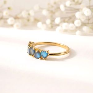 Bague Cœur en Labradorite Bleue de Luxe, Bague de Promesse Délicate, Faite à la Main en Argent Sterling Plaqué Or, Cadeau d'Anniversaire pour Elle - Product Image 4