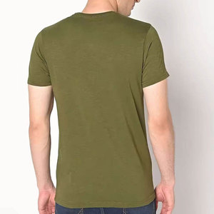 Camisetas de hombre con estampado serigráfico, de alta calidad y material duradero, en oferta. - Product Image 6