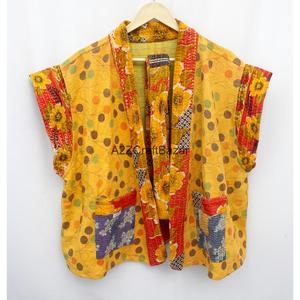 Chaqueta Acolchada Vintage de Algodón Indio al por Mayor, Reversible, Ecológica, Hecha a Mano, Colorida, 100% Algodón, Estilo Kantha Corto - Product Image 6