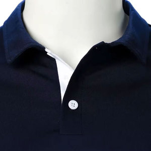 Polo à manches courtes pour homme, bleu marine et blanc, coupe classique, design tricoté décontracté - Product Image 4
