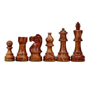 Jeu d'échecs de luxe en bois massif fait main, design Staunton, pièces en bois lestées avec un roi de 3,5 pouces pour jeux de société - Product Image 1