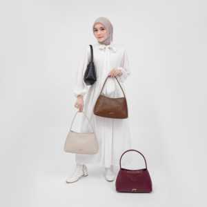 Sac à bandoulière Hody carré en cuir texturé écologique avec logo, fermeture éclair moderne, doublure satinée, imperméable, pour femme - Product Image 3