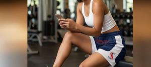 Shorts en maille bleu et blanc unisexe Subhay International, séchage rapide, logo imprimé sur le devant, vêtements de sport pour adultes - Product Image 4
