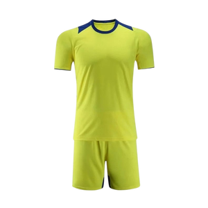 Conjunto de Uniforme de Fútbol Personalizado para Hombre, Camiseta de Manga Corta con Cuello Redondo, Degradado Negro, Sublimación Completa, Impresión Digital - Product Image 3