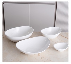 Bol ovale en céramique blanche en forme de bateau pour salade, fruits, desserts, pâtes – Vaisselle au design minimaliste et élégant, compatible lave-vaisselle, kit durable - Product Image 2